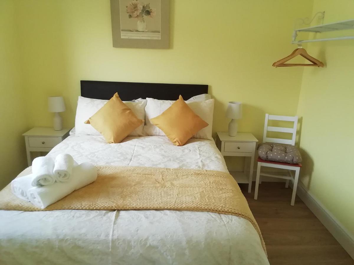 Wilma'S Guest House Dundonnell Екстер'єр фото